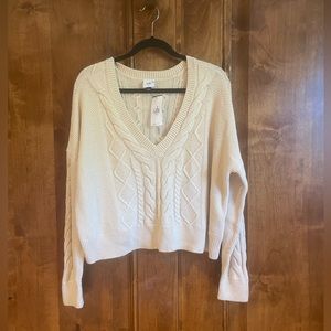 Cabi Cropped Cable Knit Pullover Sweater 5636 V-Neck Beige